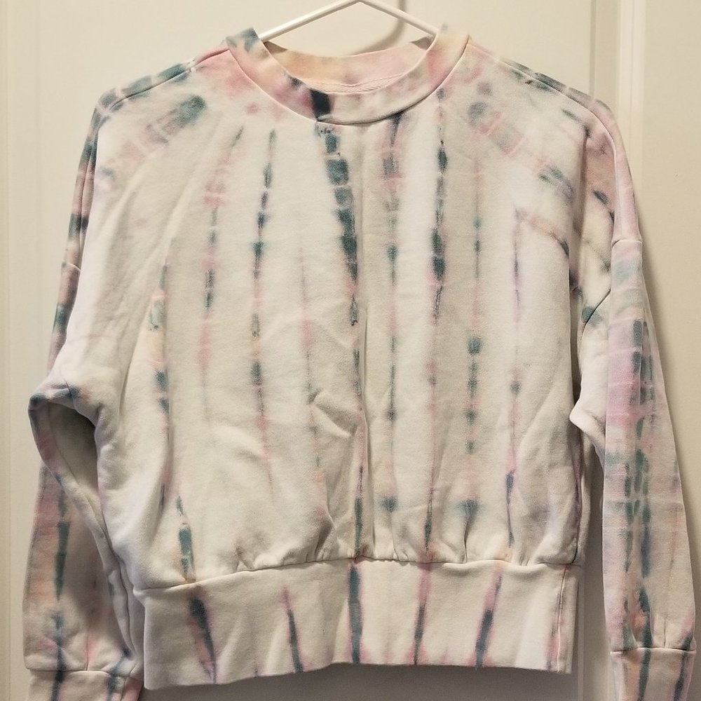 LIKE NEW Women's XS Old Navy Cropped Tie Dye Sweatshirt & Jogger Sweatpants Set